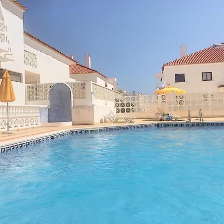 Himalaya Rooftop Sea View 아파트 *