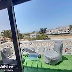 Himalaya Rooftop Sea View *